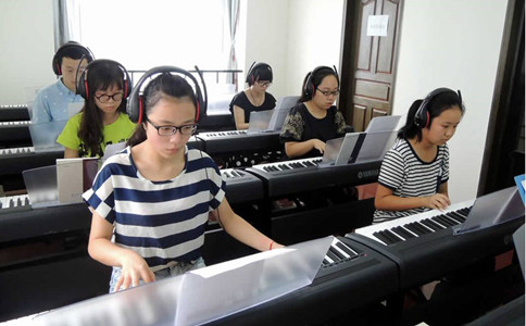 成都希望幼师学校