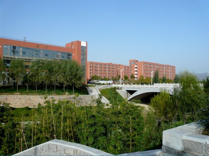 成都幼儿师范学校环境图片